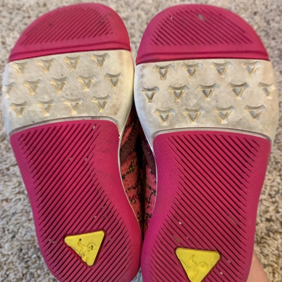 PLAE Pink and Red Kids' Slip-On Shoes - Picture 5 of 6